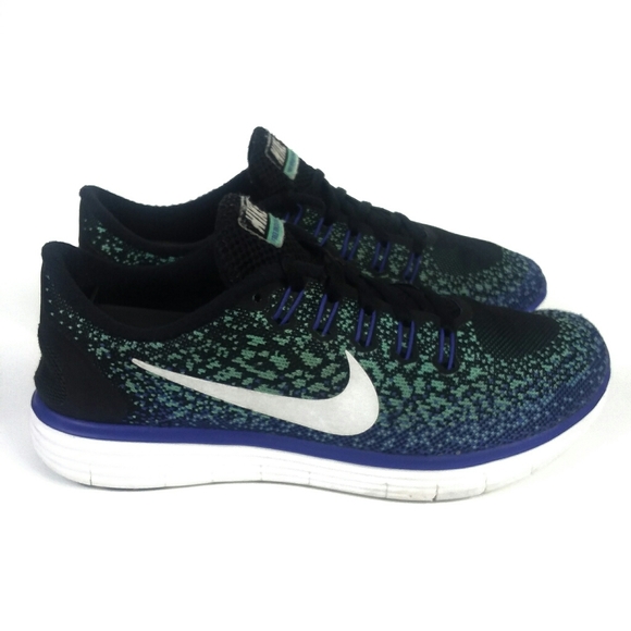 Nike Shoes - Nike Free RN Distance Running Shoes